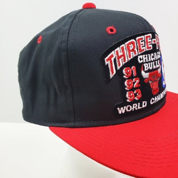 Chicago Bulls Three-Peat Snapback Hat Vintage 1993 World Champions Youngan NWOT - Picture 11 of 13